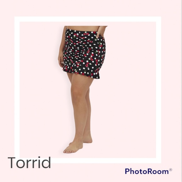 BNWT Torrid Ruffle Swim Skirt with Cherry Print 🍒 - Picture 3 of 5